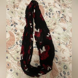 Minnie Mouse Disney Infinity Scarf Rose